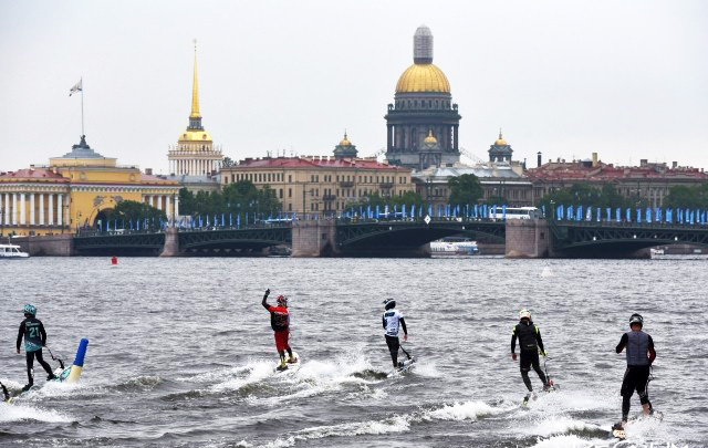 #jetsurf.su #gssport.ru #jetsurfmoscow #jetsurf.com #джет-серф #jetsurf #джетсерф #jet #surf #jetboard#surfing #серфсмотором #jetsurfing#крыльянаневе #крыльянаневе2017#wingsontheneva2017#wingsonthenevafest #ловиволну